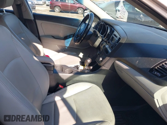 2013 Kia Optima EX with VIN 5XXGN4A71DG158712, listed as a IAAI auction lot 41965166 with 126,943 mi miles. Bid and sale history available at carsss.com. Image 5.