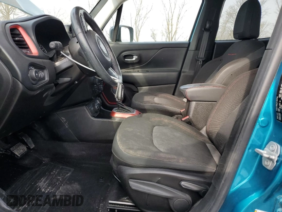 2020 Jeep Renegade Trailhawk z VIN ZACNJBC17LPM07229, wystawiony jako Copart lot #53372685 z przebiegiem 69 061 mil mil oraz Szkoda całkowita • Salvage title. Historia ofert i sprzedaży dostępna na DreamBid. Obrazek 7.