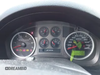 2005 Ford F-150 XLT с VIN 1FTPX04535KD01051, выставлен на аукционе IAAI как лот 41479977 с пробегом 190 420 миль миль и . История ставок и продаж доступна на DreamBid. Изображение 7.