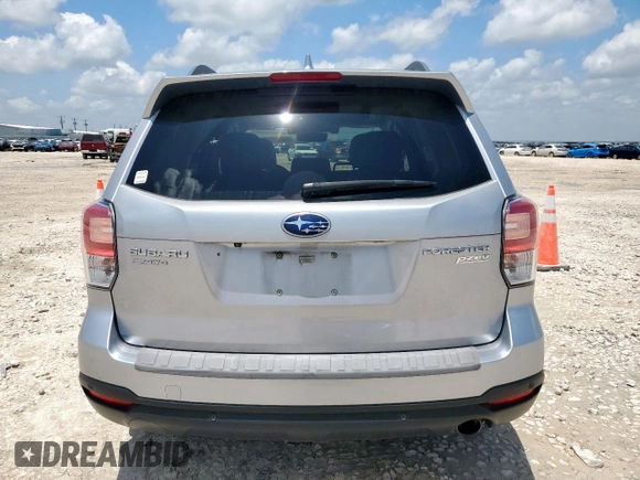 2017 Subaru Forester Touring z VIN JF2SJAWC0HH566901, wystawiony jako Copart lot #60681315 z przebiegiem 70 062 mil mil oraz Szkoda całkowita • Salvage title. Historia ofert i sprzedaży dostępna na DreamBid. Obrazek 6.