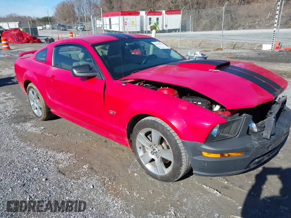 2007 Ford Mustang GT Deluxe with VIN 1ZVFT82H175367454, listed as a IAAI auction lot 41585612 with 210,182 mi miles. Bid and sale history available at carsss.com. Image 1.