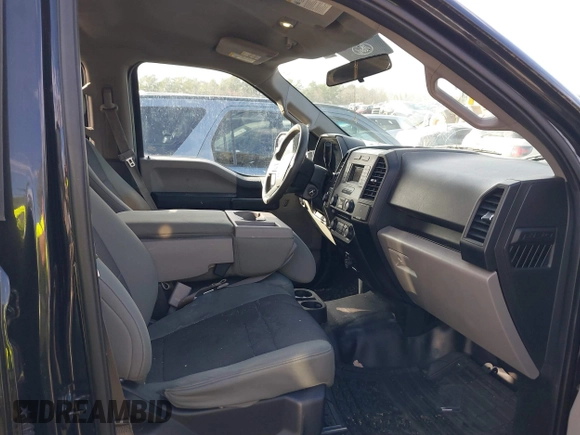 2015 Ford F-150 XLT with VIN 1FTEW1E84FFB18132, listed as a IAAI auction lot 41565110 with 101,397 mi miles. Bid and sale history available at carsss.com. Image 5.