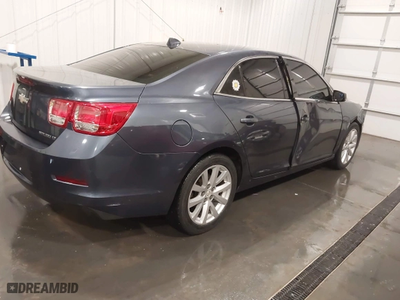 2013 Chevrolet Malibu LT with VIN 1G11E5SA5DF226121, listed as a IAAI auction lot 41949477 with 97,781 mi miles. Bid and sale history available at carsss.com. Image 4.