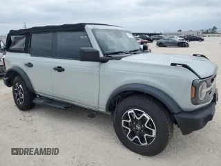 2022 Ford Bronco with VIN 1FMDE5BH3NLA99823, listed as a Copart auction lot 51330725 with 38,907 mi miles and Salvage Title. Bid and sale history available at DreamBid. Image 4.