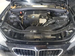 2014 BMW X1 xDrive28i z VIN WBAVL1C56EVY18205, wystawiony jako Copart lot #51584415 z przebiegiem 166 247 mil mil oraz Czysty tytuł • Clean title. Historia ofert i sprzedaży dostępna na DreamBid. Obrazek 12.