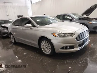 2013 Ford Fusion Titanium with VIN 3FA6P0SU1DR260313, listed as a IAAI auction lot 42085988 with 110,177 mi miles and . Bid and sale history available at DreamBid. Image 1.