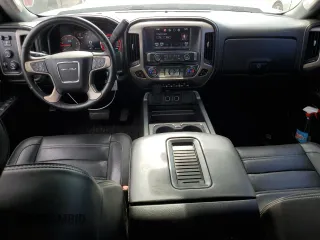 2016 GMC Sierra 3500HD Denali z VIN 1GT42YE84GF304755, wystawiony jako Copart lot #64882644 z przebiegiem 120 309 mil mil oraz Szkody całkowita. Historia ofert i sprzedaży dostępna na DreamBid. Obrazek 8.