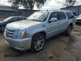 2013 Cadillac Escalade ESV Premium z VIN 1GYS4JEF9DR217462, wystawiony jako Copart lot #67866344 z przebiegiem 176 307 mil mil oraz Szkoda całkowita • Salvage title. Historia ofert i sprzedaży dostępna na DreamBid. Obrazek 1.