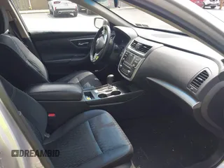 2017 Nissan Altima S z VIN 1N4AL3AP4HC288839, wystawiony jako IAAI lot #42162440 z przebiegiem 222 000 mil mil oraz . Historia ofert i sprzedaży dostępna na DreamBid. Obrazek 5.