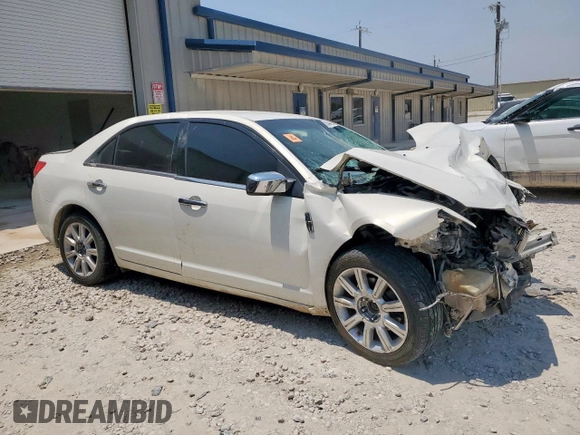 2012 Lincoln MKZ z VIN 3LNHL2GCXCR811391, wystawiony jako Copart lot #56147535 z przebiegiem Nie podano mil oraz Szkoda całkowita • Salvage title. Historia ofert i sprzedaży dostępna na DreamBid. Obrazek 4.