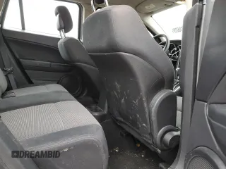 2011 Dodge Caliber Heat with VIN 1B3CB5HA0BD270389, listed as a Copart auction lot 45941625 with 201,600 mi miles and Salvage Title. Bid and sale history available at DreamBid. Image 10.