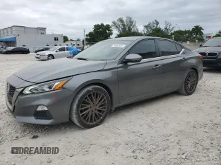 2019 Nissan Altima SR with VIN 1N4AL4CV8KC239152, listed as a Copart auction lot 76362054 with 98,575 mi miles and Non Repairable. Bid and sale history available at carsss.com. Image 1.