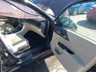2015 Honda Accord EX-L с VIN 1HGCR6F59FA007073, выставлен на аукционе IAAI как лот 41878149 с пробегом 159 023 миль миль и . История ставок и продаж доступна на DreamBid. Изображение 5.