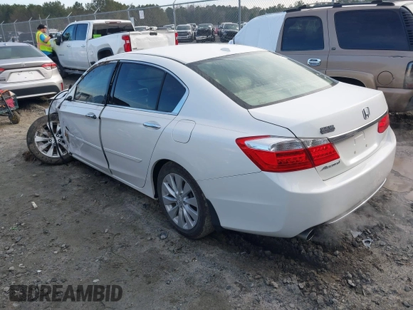 2013 Honda Accord Touring with VIN 1HGCR3F97DA040801, listed as a IAAI auction lot 41662028 with 177,589 mi miles and . Bid and sale history available at DreamBid. Image 3.