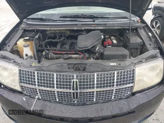 2007 Lincoln MKX with VIN 2LMDU68C37BJ08872, listed as a IAAI auction lot 42422739 with 226,756 mi miles and . Bid and sale history available at DreamBid. Image 10.