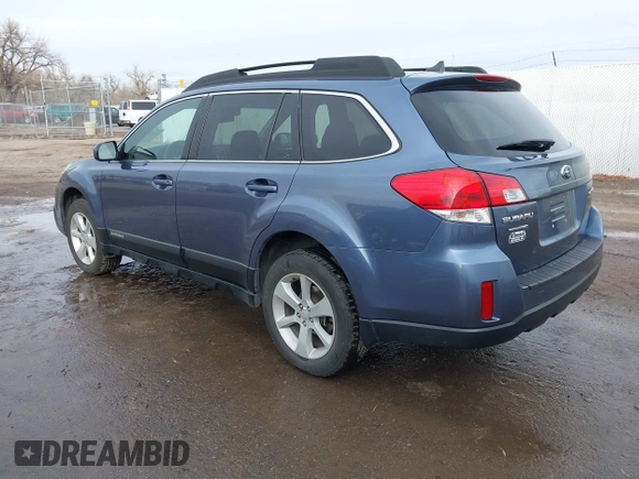 2014 Subaru Outback 2.5i Premium with VIN 4S4BRCCC0E3258106, listed as a IAAI auction lot 41151640 with 87,089 mi miles. Bid and sale history available at carsss.com. Image 3.