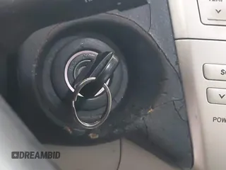 2004 Lexus RX 330 z VIN JTJGA31UX40018944, wystawiony jako IAAI lot #42219158 z przebiegiem 266 762 mil mil oraz . Historia ofert i sprzedaży dostępna na DreamBid. Obrazek 11.