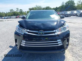 2018 Toyota Highlander SE with VIN 5TDKZRFH3JS549805, listed as a IAAI auction lot 42603465 with 85,547 mi miles and . Bid and sale history available at DreamBid. Image 6.