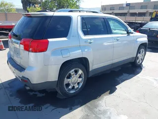 2012 GMC Terrain SLT-2 with VIN 2GKFLWE51C6231496, listed as a IAAI auction lot 42019893 with 157,232 mi miles. Bid and sale history available at carsss.com. Image 4.