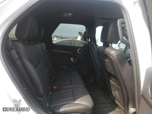 2018 Land Rover Discovery HSE with VIN SALRR2RV0JA079178, listed as a Copart auction lot 46412102 with 21,350 mi miles and Salvage Title. Bid and sale history available at carsss.com. Image 6.