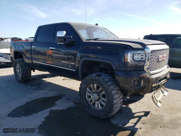 2015 GMC Sierra 2500HD available WiFi Denali with VIN 1GT120E88FF120437, listed as a Copart auction lot 85281514 with 0 mi miles and Salvage Title. Bid and sale history available at carsss.com. Image 4.
