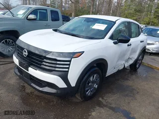 2025 Nissan Kicks S with VIN 3N8AP6BA1SL314811, listed as a IAAI auction lot 41465747 with 5,832 mi miles. Bid and sale history available at carsss.com. Image 17.