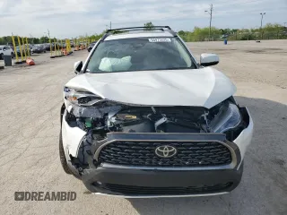 2024 Toyota Corolla Cross XLE with VIN 7MUDAABG2RV105251, listed as a Copart auction lot 55973225 with 8,702 mi miles and Salvage title. Bid and sale history available at DreamBid. Image 5.