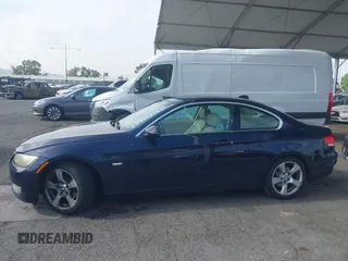 2009 BMW 3 Series 328i с VIN WBAWV13529P123146, выставлен на аукционе IAAI как лот 42244860 с пробегом 186 558 миль миль и . История ставок и продаж доступна на DreamBid. Изображение 14.