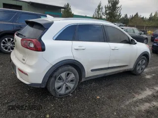 2018 Kia Niro FE with VIN KNDCB3LC4J5204545, listed as a Copart auction lot 79239414 with 0 mi miles and Salvage Title. Bid and sale history available at carsss.com. Image 3.