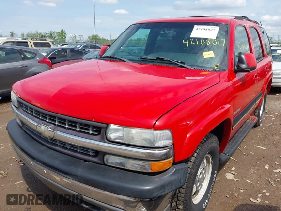 2001 Chevrolet Tahoe LS with VIN 1GNEK13T81R209096, listed as a IAAI auction lot 42108027 with 204,730 mi miles. Bid and sale history available at carsss.com. Image 2.