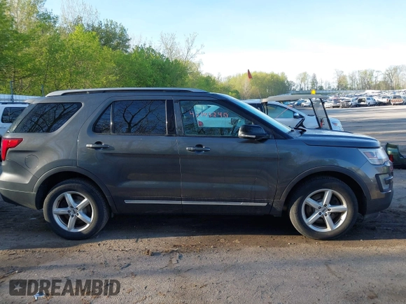 2016 Ford Explorer XLT with VIN 1FM5K8DH6GGC38012, listed as a IAAI auction lot 42145240 with 97,858 mi miles and . Bid and sale history available at carsss.com. Image 13.