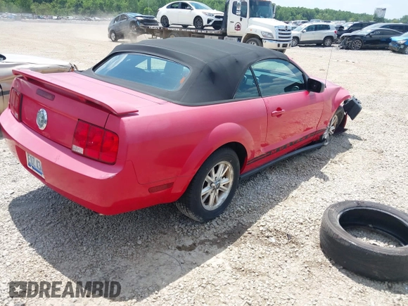2007 Ford Mustang Deluxe with VIN 1ZVFT84N375235279, listed as a IAAI auction lot 42580211 with 57,791 mi miles and . Bid and sale history available at DreamBid. Image 4.