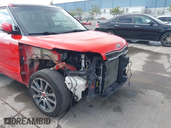 2018 Kia Soul ! with VIN KNDJX3AA8J7537510, listed as a IAAI auction lot 41773156 with 144,882 mi miles. Bid and sale history available at carsss.com. Image 6.