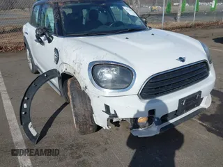 2019 MINI Countryman Cooper with VIN WMZYV5C55K3E05106, listed as a IAAI auction lot 41514627 with 69,399 mi miles. Bid and sale history available at carsss.com. Image 6.