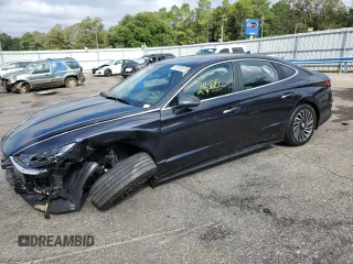 2021 Hyundai Sonata Hybrid Limited with VIN KMHL54JJ4MA032698, listed as a Copart auction lot 65783573 with 24,225 mi miles. Bid and sale history available at carsss.com. Image 1.