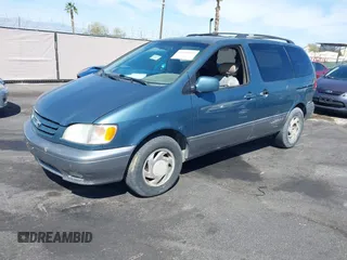 2001 Toyota Sienna LE with VIN 4T3ZF13C71U395907, listed as a IAAI auction lot 41935693 with 227,543 mi miles. Bid and sale history available at carsss.com. Image 6.