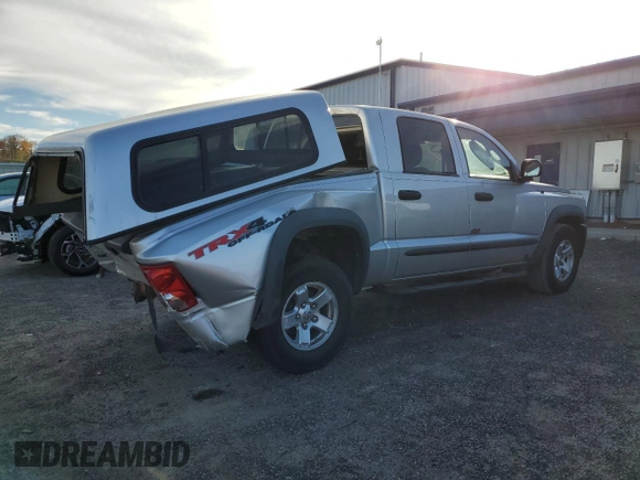 2008 Dodge Dakota with VIN 1D7HW78N78S598393, listed as a Copart auction lot 77828614 with 173,080 mi miles and Non repairable. Bid and sale history available at DreamBid. Image 3.