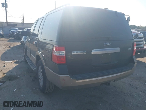 2014 Ford Expedition XLT z VIN 1FMJU1H5XEEF45837, wystawiony jako IAAI lot #41685555 z przebiegiem 99 229 mil mil oraz . Historia ofert i sprzedaży dostępna na DreamBid. Obrazek 3.