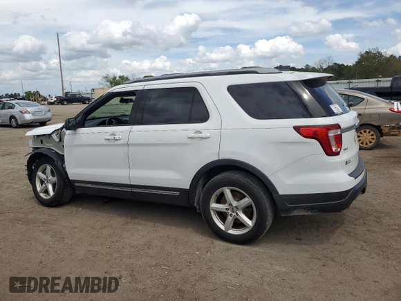 2018 Ford Explorer XLT with VIN 1FM5K7D86JGA02347, listed as a Copart auction lot 50461305 with 90,481 mi miles and Non Repairable. Bid and sale history available at DreamBid. Image 2.