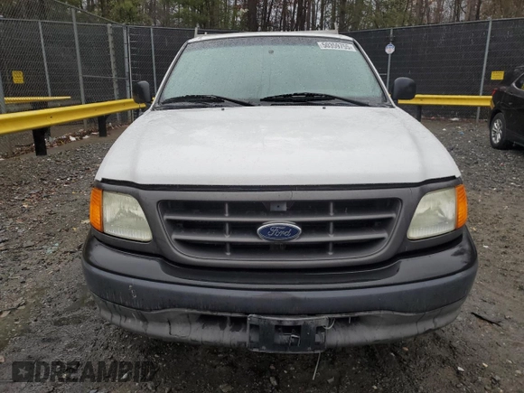 2004 Ford F-150 XL z VIN 2FTRX17204CA84111, wystawiony jako Copart lot #50359755 z przebiegiem 201 756 mil mil oraz Szkoda całkowita • Salvage title. Historia ofert i sprzedaży dostępna na DreamBid. Obrazek 5.