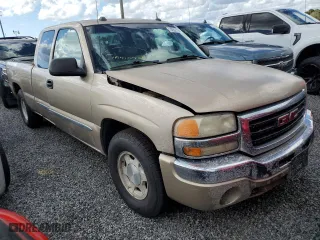 2004 GMC Sierra 1500 SLE with VIN 2GTEC19T841323190, listed as a Copart auction lot 74662724 with 198,119 mi miles and Salvage Title. Bid and sale history available at carsss.com. Image 4.
