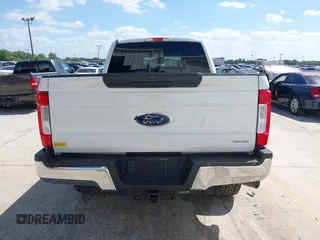 2018 Ford Super Duty F-250 SRW XL with VIN 1FT7W2B64JEC60271, listed as a IAAI auction lot 41960939 with 99,850 mi miles. Bid and sale history available at carsss.com. Image 16.