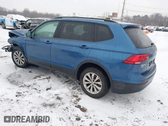 2018 Volkswagen Tiguan S z VIN 3VV0B7AX8JM081263, wystawiony jako IAAI lot #41245308 z przebiegiem 58 778 mil mil oraz . Historia ofert i sprzedaży dostępna na DreamBid. Obrazek 3.