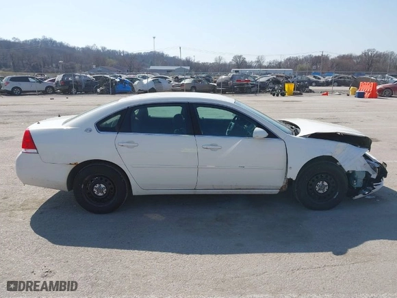 2006 Chevrolet Impala Police Pkg Police Pkg 9C1 with VIN 2G1WS551X69433092, listed as a IAAI auction lot 41767286 with 237,269 mi miles. Bid and sale history available at carsss.com. Image 13.