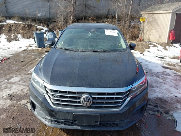 2020 Volkswagen Passat 2.0T R-Line with VIN 1VWMA7A3XLC022457, listed as a IAAI auction lot 41650602 with 77,951 mi miles. Bid and sale history available at carsss.com. Image 12.