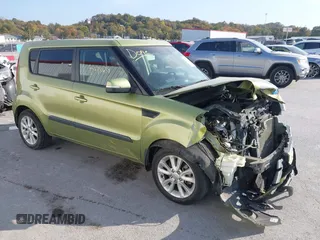 2013 Kia Soul ! with VIN KNDJT2A64D7492006, listed as a IAAI auction lot 40678639 with 56,120 mi miles. Bid and sale history available at carsss.com. Image 1.