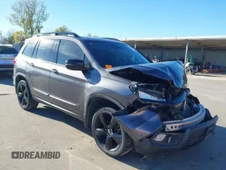 2019 Honda Passport Elite with VIN 5FNYF8H07KB015720, listed as a IAAI auction lot 41221298 with 65,747 mi miles. Bid and sale history available at carsss.com. Image 1.