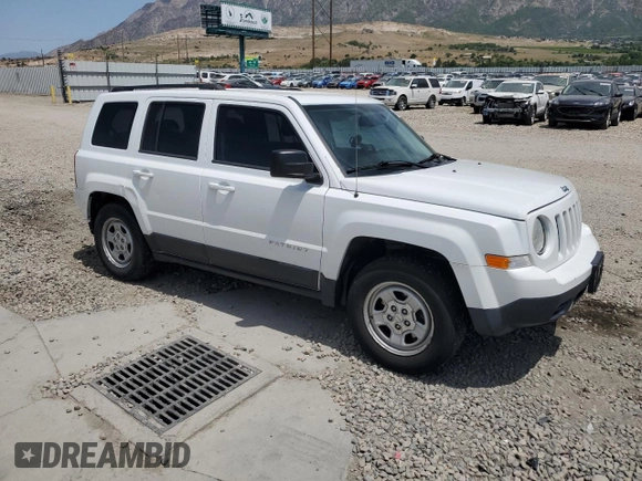 2016 Jeep Patriot Sport with VIN 1C4NJPBAXGD648790, listed as a Copart auction lot 59492765 with 96,346 mi miles and Salvage title. Bid and sale history available at DreamBid. Image 4.