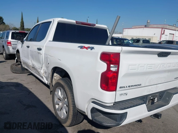 2022 Chevrolet Silverado 1500 Custom with VIN 1GCPDBEK2NZ627732, listed as a IAAI auction lot 41718968 with 1 mi miles. Bid and sale history available at carsss.com. Image 14.