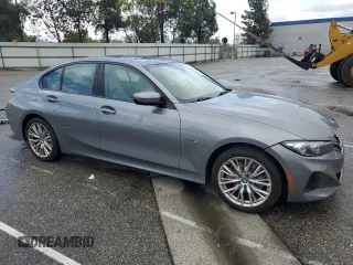 2023 BMW 3 Series 330e with VIN 3MW39FF09P8C95660, listed as a Copart auction lot 47651645 with 28,484 mi miles and Salvage Title. Bid and sale history available at carsss.com. Image 4.